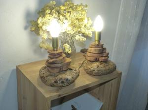 Photo LAMPES DE CHEVET CADE SUPPORT GALET