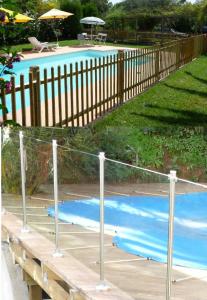 Photo BARRIERES DE PISCINES ET GARDE CORPS